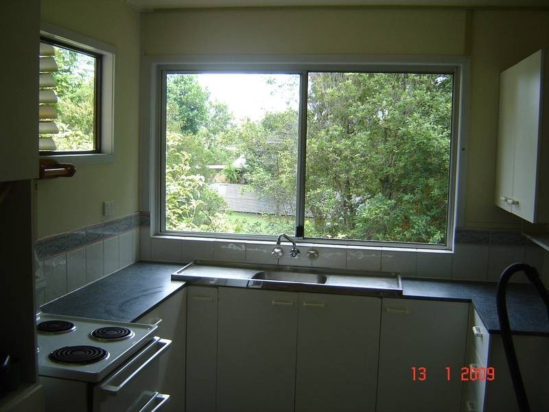 17 Bartlett Street, Nambour QLD 4560