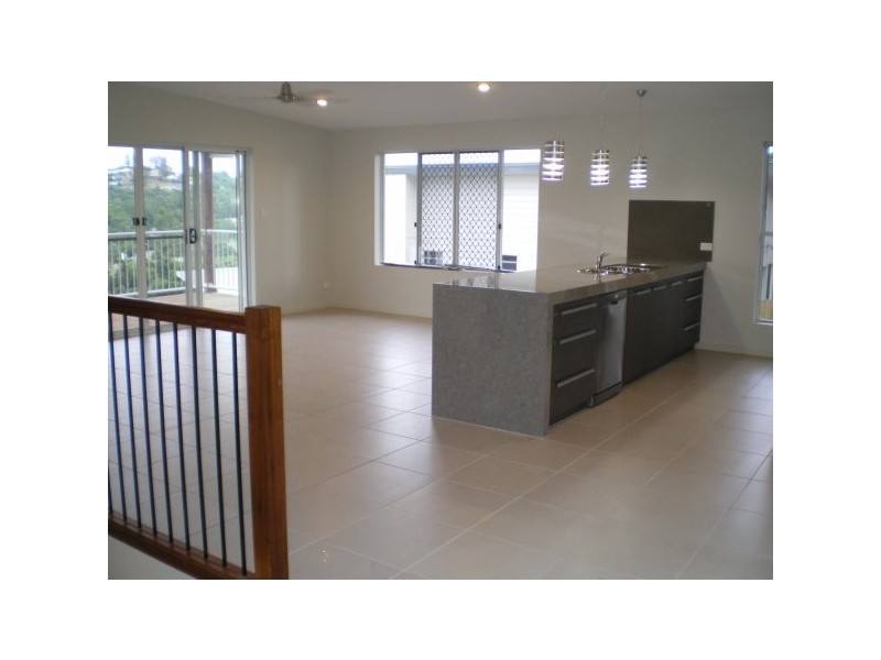 11 DUNNART COURT, Burnside QLD 4560