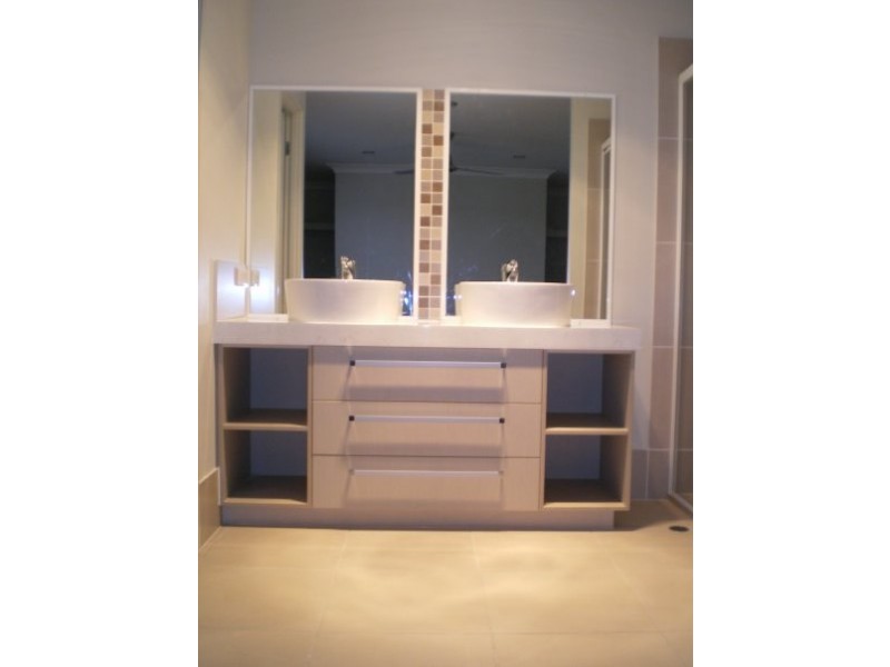 11 DUNNART COURT, Burnside QLD 4560