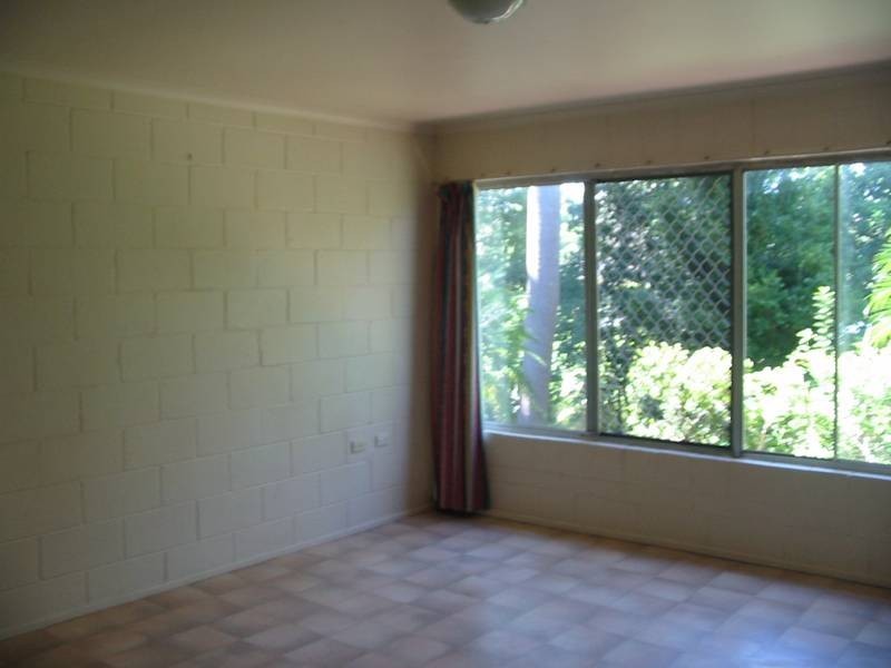 2/29 Washington Street, Nambour QLD 4560