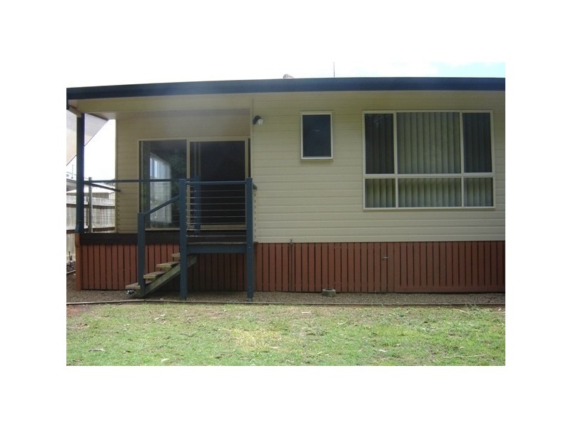 2/25 Huntingdale Street, Nambour QLD 4560