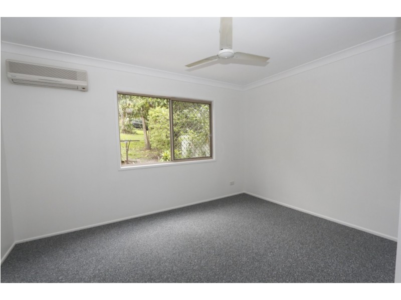 1/16 Sapphire Drive, Nambour QLD 4560