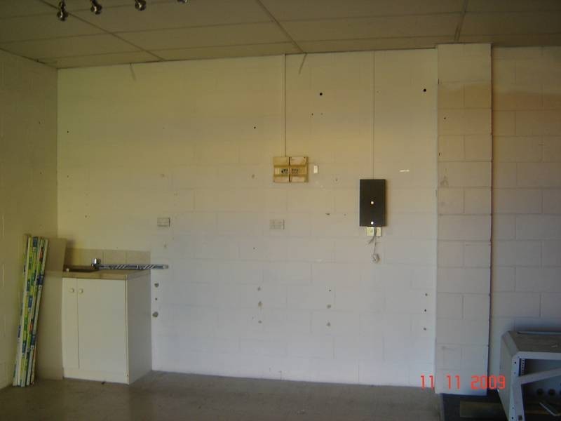 2/43 Coronation Ave, Nambour QLD 4560