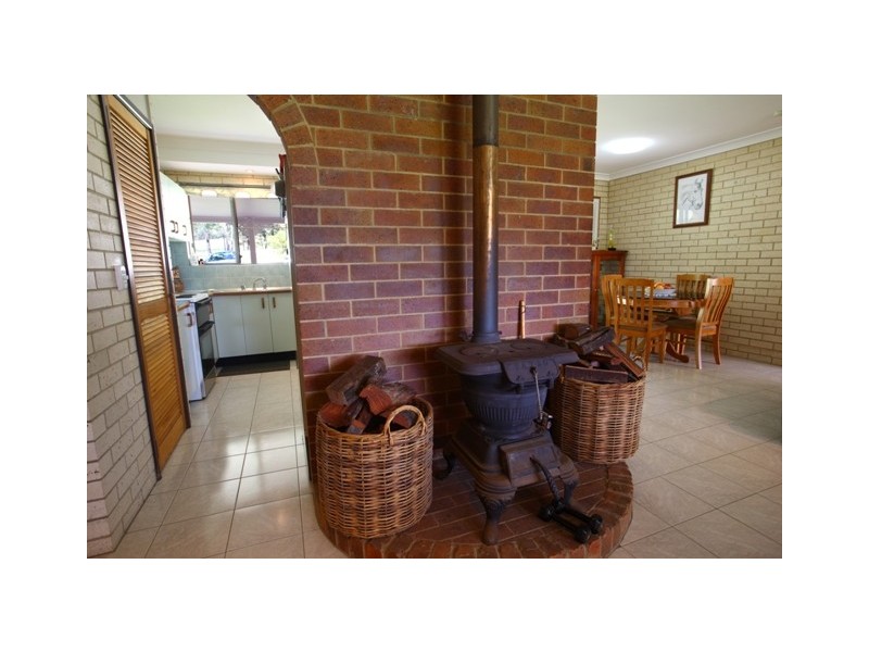 566 Valdora Road, Valdora QLD 4561