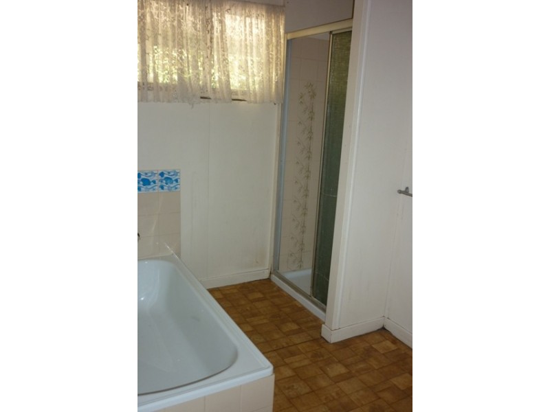 Rosemount QLD 4560