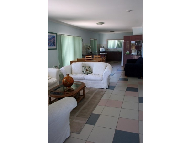 Minyama QLD 4575