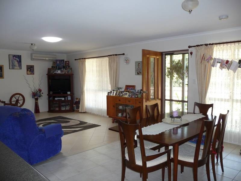 Dulong QLD 4560