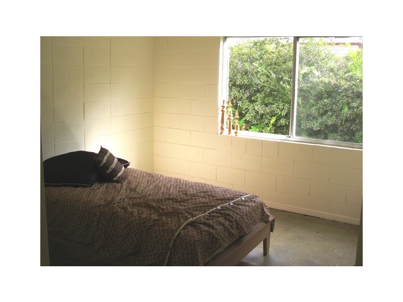 4/6 Washington Street, Nambour QLD 4560