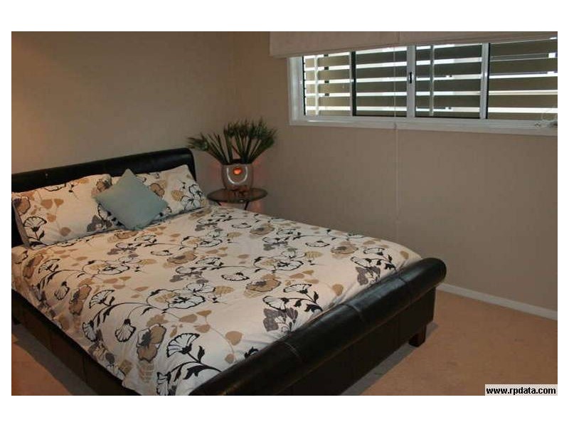 15 Ward Street, Indooroopilly QLD 4068