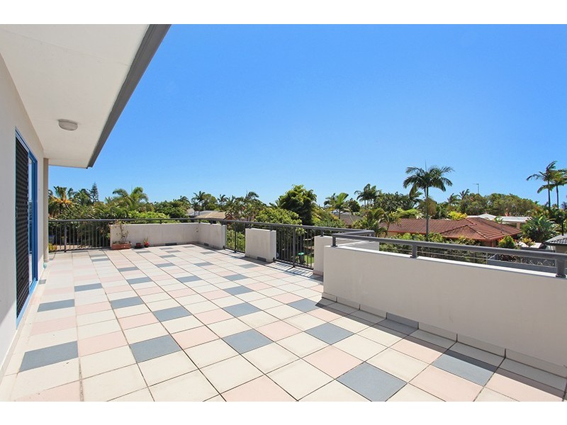 2/66 Jessica Blvd, Minyama QLD 4575