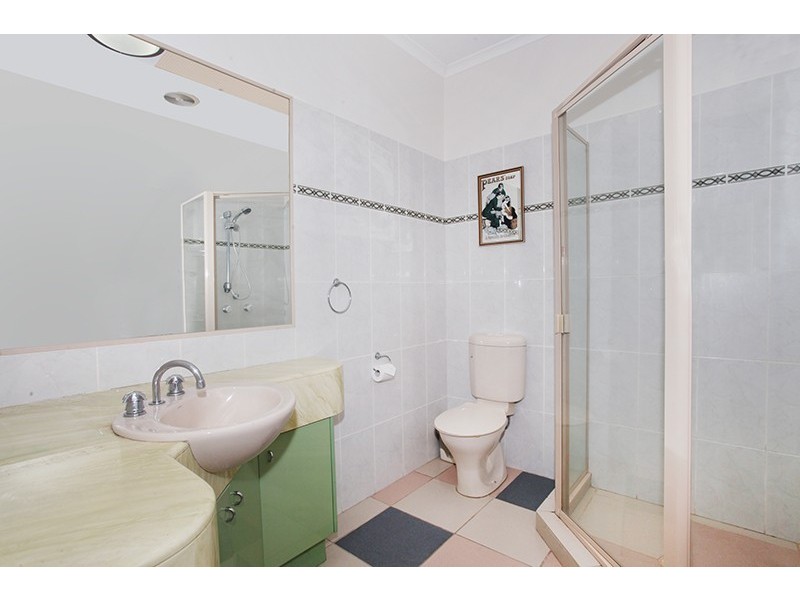 2/66 Jessica Blvd, Minyama QLD 4575