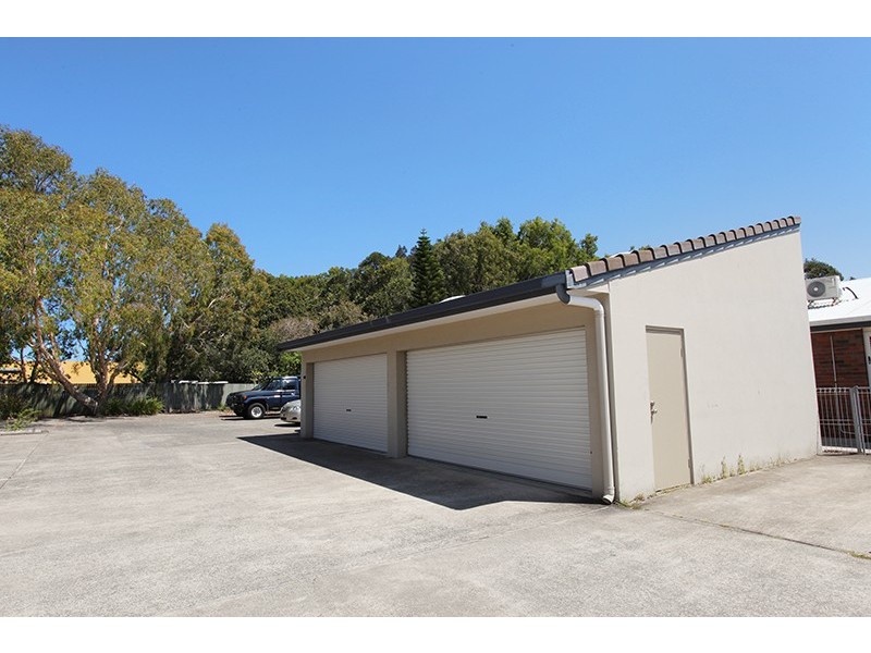 2/66 Jessica Blvd, Minyama QLD 4575