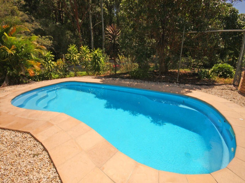 16 Preston Road, Diddillibah QLD 4559