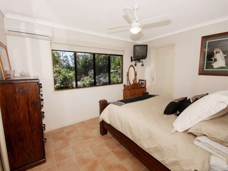 16 Preston Road, Diddillibah QLD 4559