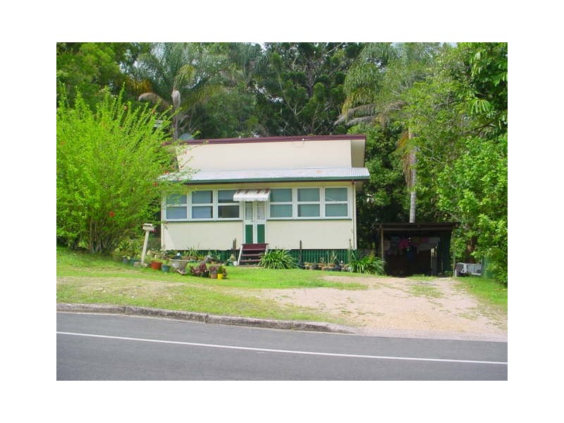 32 Blackall Terrace, Nambour QLD 4560