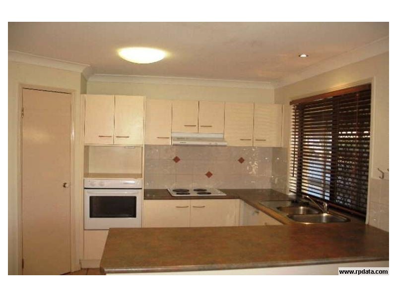 5 Bronte Court, Sippy Downs QLD 4556