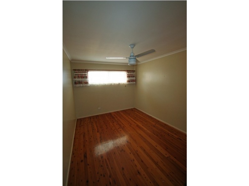 21 Raylee Ave, Nambour QLD 4560