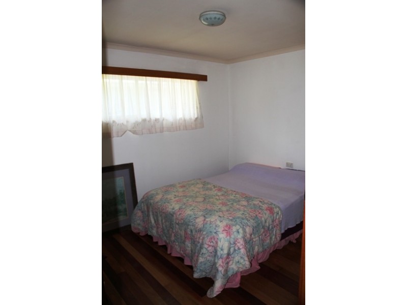 172 Coes Creek Rd, Coes Creek QLD 4560