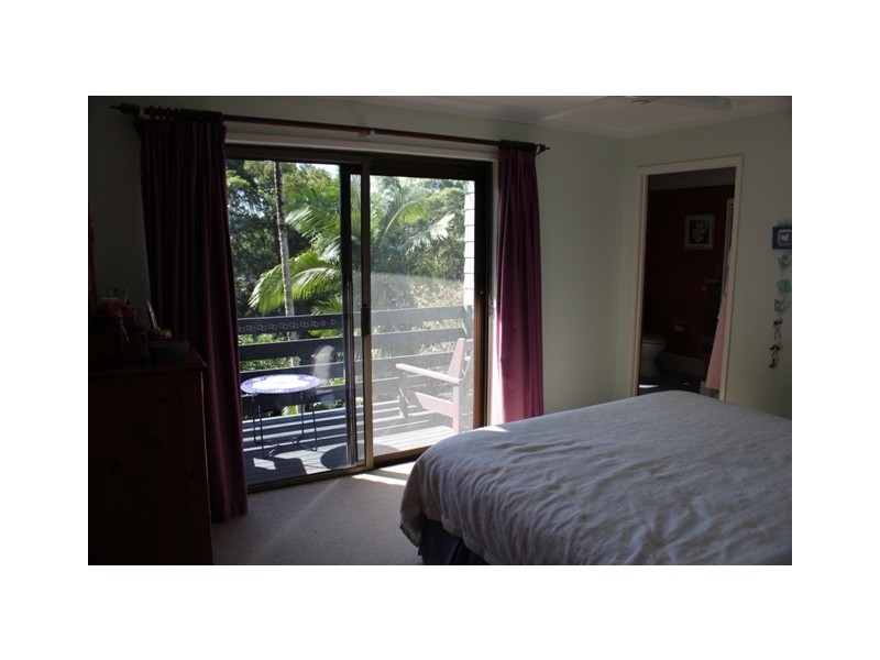 7 Nora Court, Nambour QLD 4560