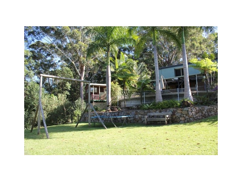 7 Nora Court, Nambour QLD 4560
