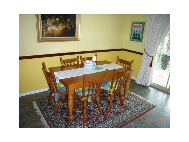 38 Kentia St, Highworth QLD 4560