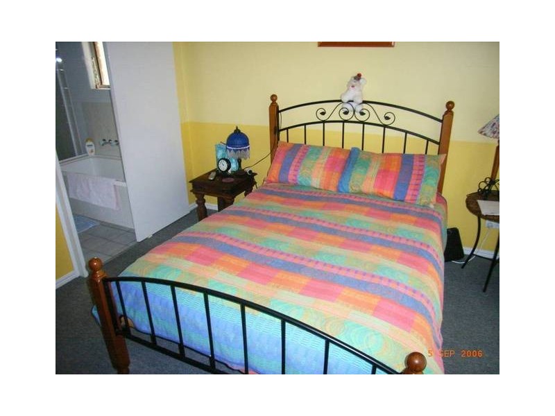 38 Kentia St, Highworth QLD 4560