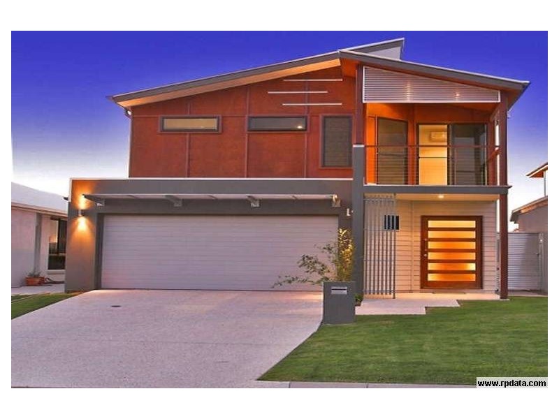 15 Easter St, Kawana Island QLD 4575