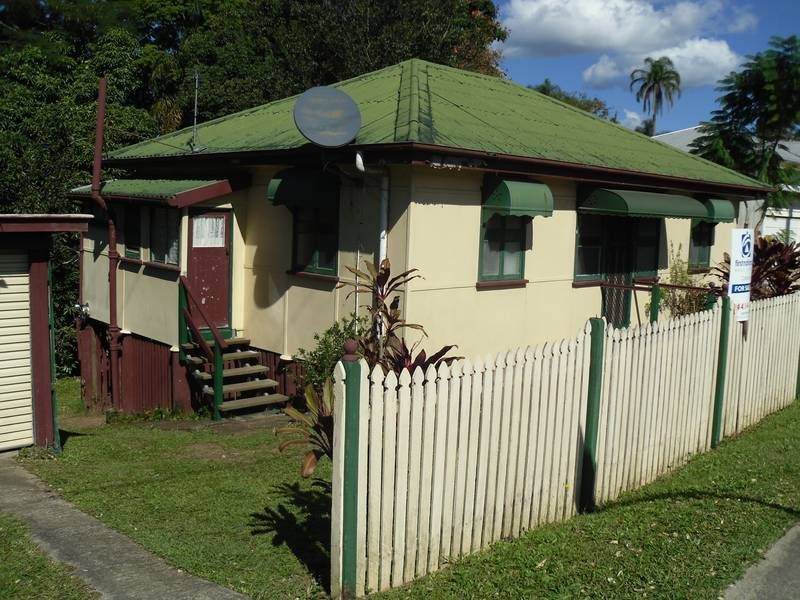 79 Blackall Tce, Nambour QLD 4560