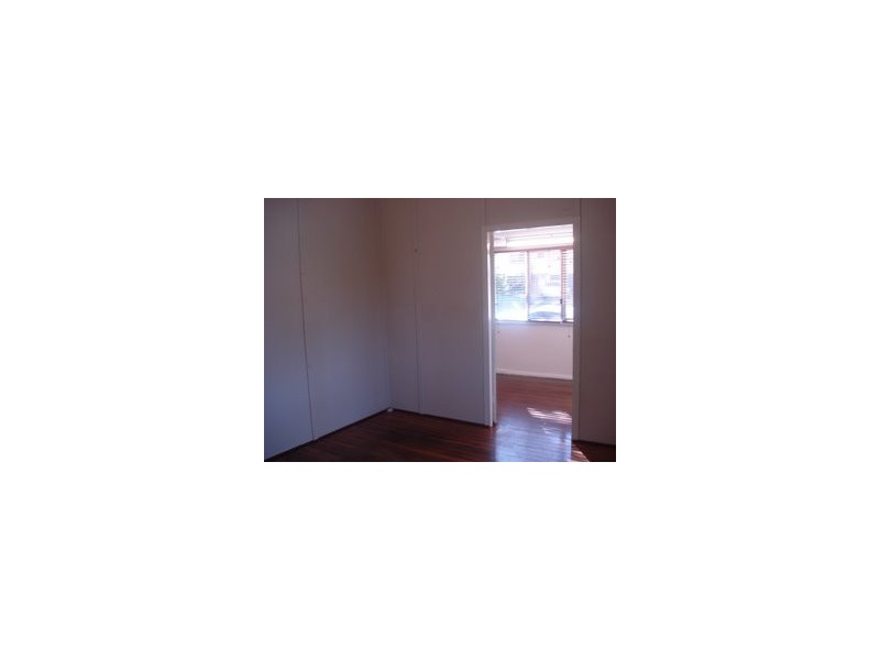 5 Tamper Street, Nambour QLD 4560