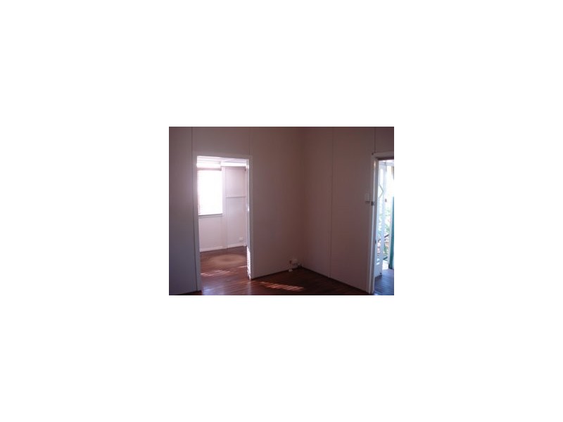 5 Tamper Street, Nambour QLD 4560