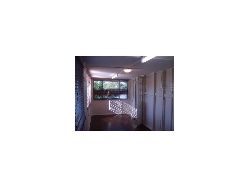 5 Tamper Street, Nambour QLD 4560