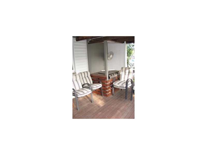 5 Tamper Street, Nambour QLD 4560