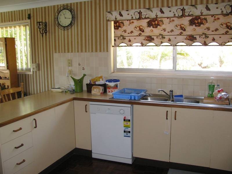 191 Coes Creek Road, Coes Creek QLD 4560
