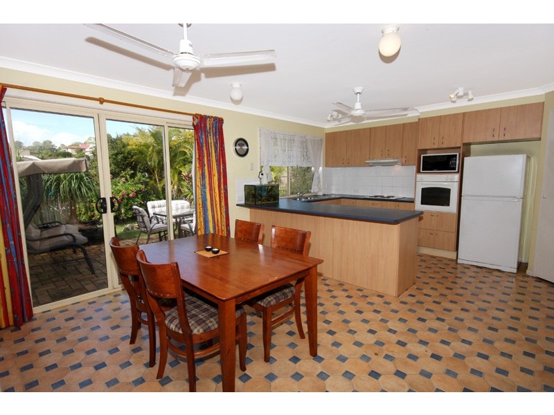 21 Robertson Drive, Nambour QLD 4560