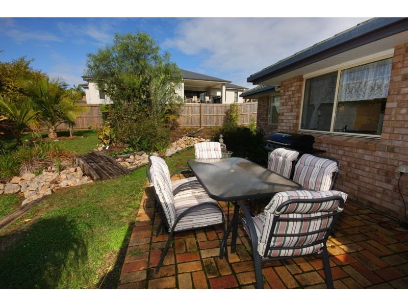 21 Robertson Drive, Nambour QLD 4560