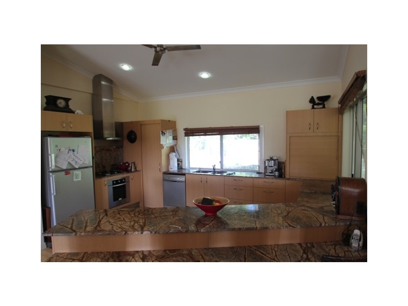 16 Kanga Court, Ninderry QLD 4561