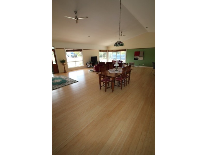 16 Kanga Court, Ninderry QLD 4561