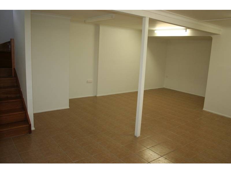 2/21 Park Rd, Nambour QLD 4560