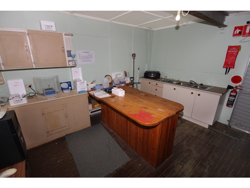 10 Tamper Street, Nambour QLD 4560