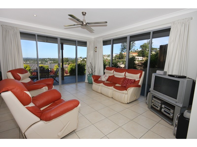 7 Shelly Court, Nambour QLD 4560