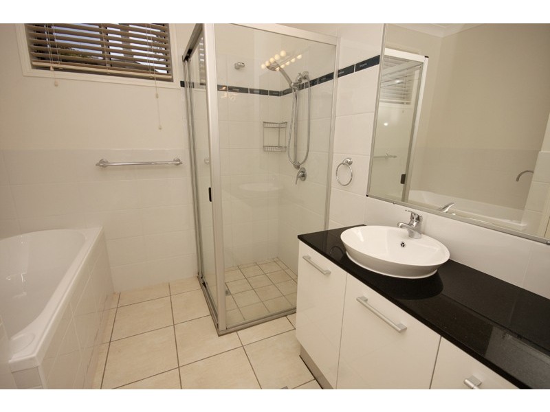 7 Shelly Court, Nambour QLD 4560