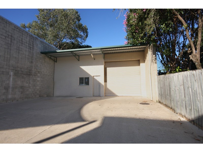 10 Tamper St, Nambour QLD 4560