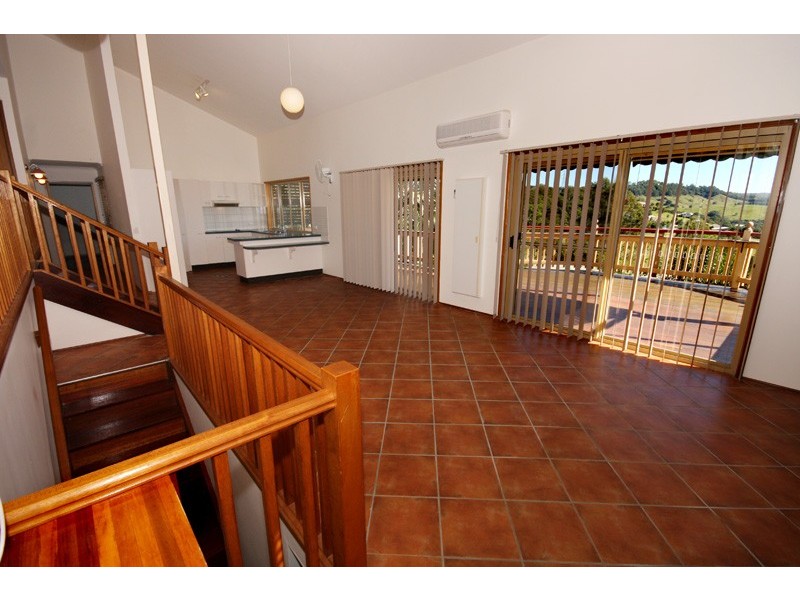 11 Canmaroo Ave, Nambour QLD 4560