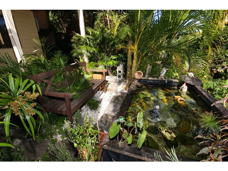 11 Canmaroo Ave, Nambour QLD 4560