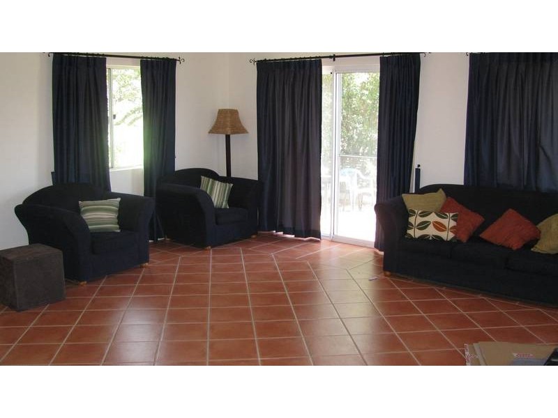 1/21 Camfield Street, Alexandra Headland QLD 4572