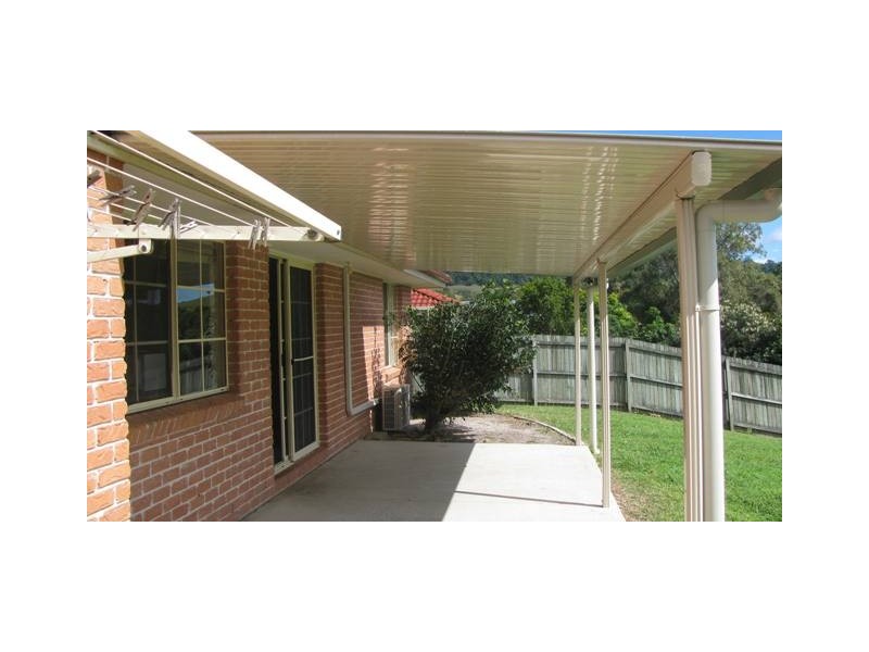 17 Yvonne Street, Highworth QLD 4560