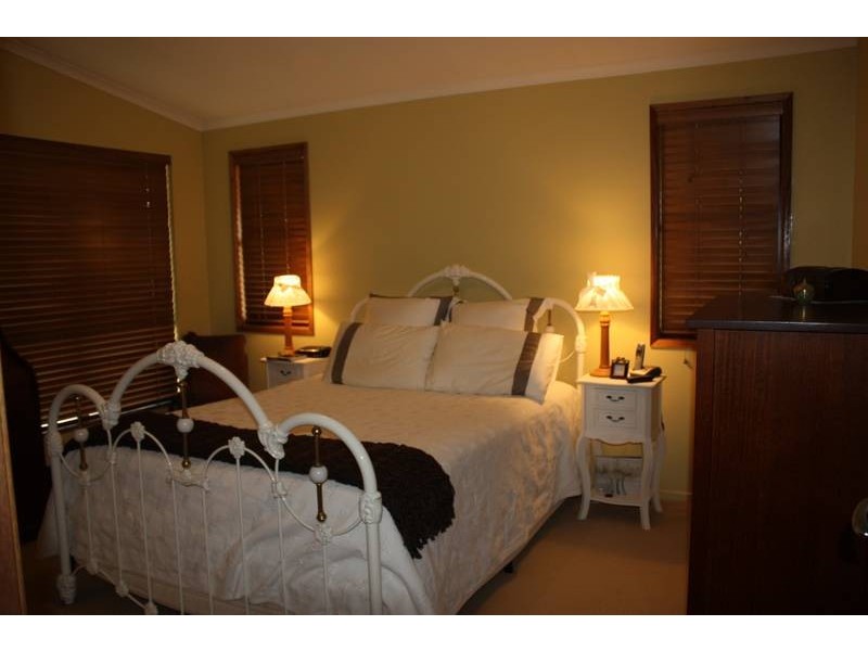 2 Koala Hill Drive, Rosemount QLD 4560