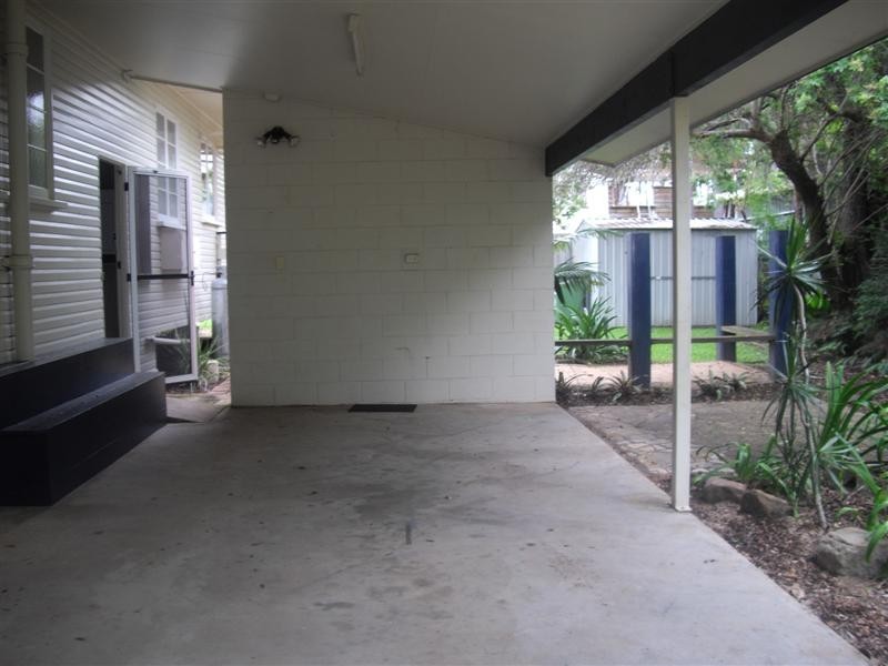 25 Magnolia Street, Nambour QLD 4560