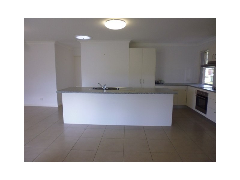 7 Old Davey Court, Coes Creek QLD 4560