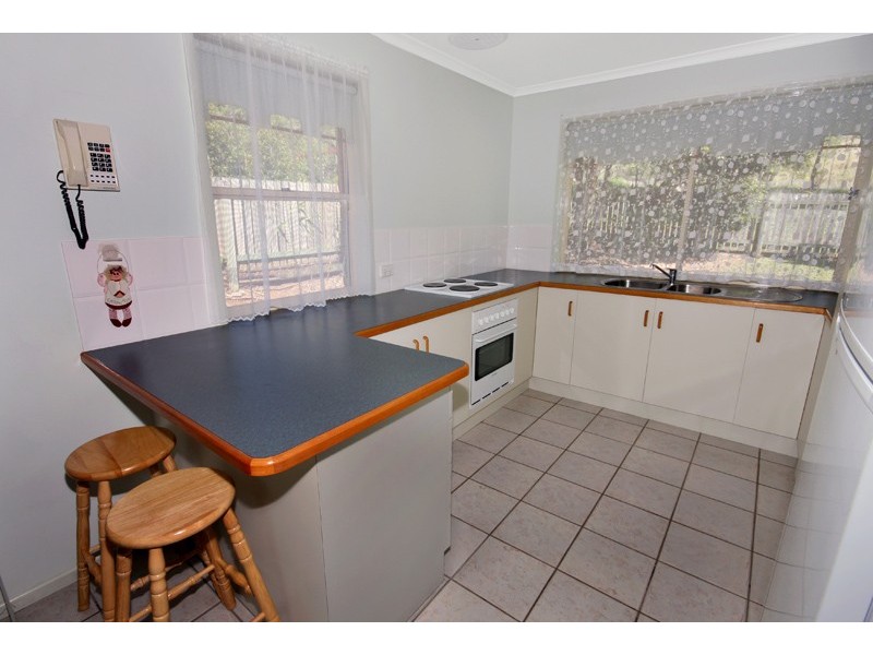 2/24 Glenbrook Drive, Nambour QLD 4560
